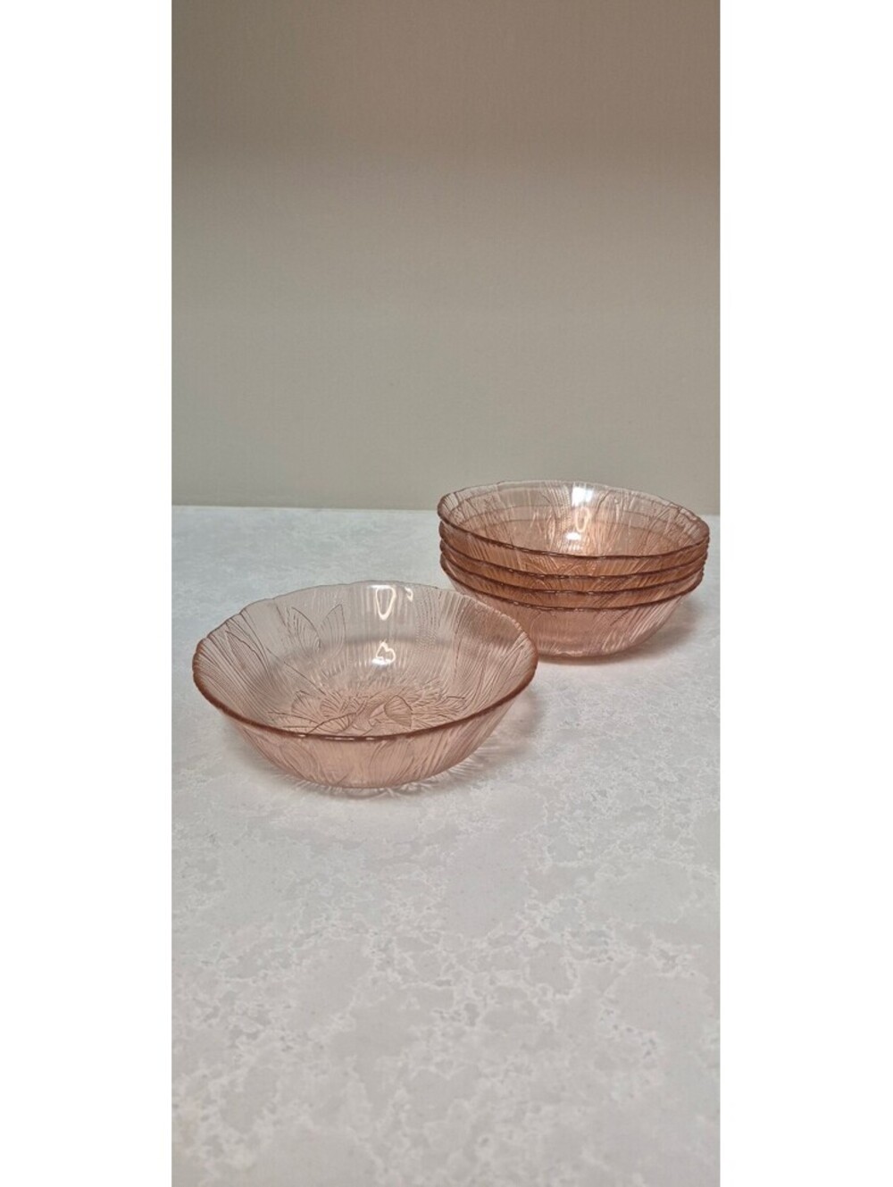 Pink Vintage Glass Bowls Set of 5 – Feather Leaf Pattern